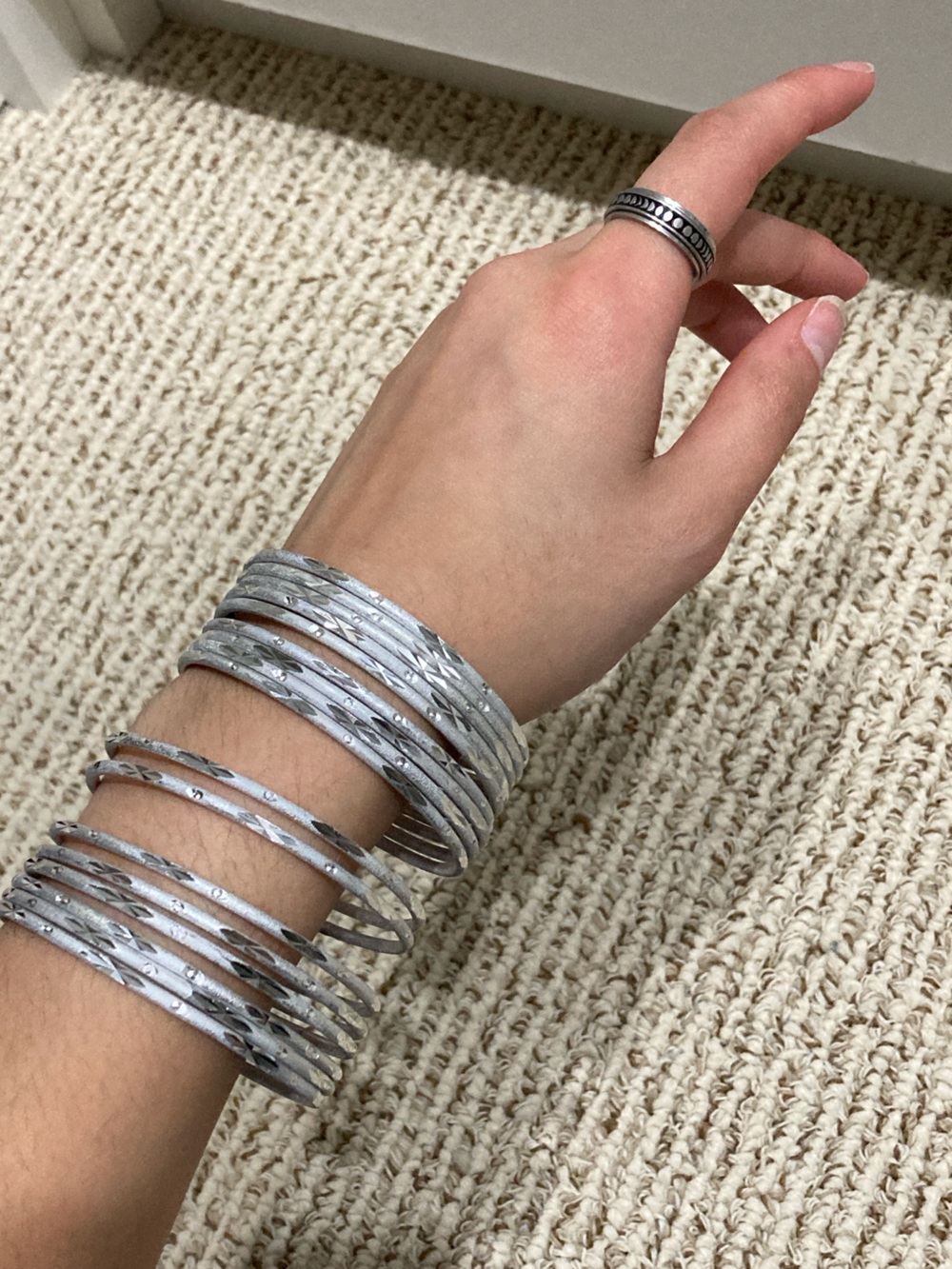 Hammered Silver Stackable Bangle Bracelet Set - Women Jewelry